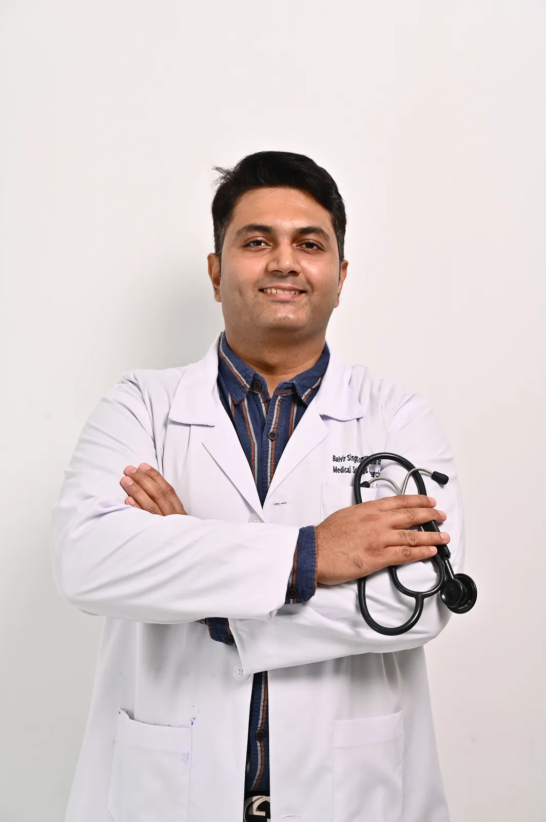 Dr. Pawan Kumar Singh, GI and laparoscopic surgeon